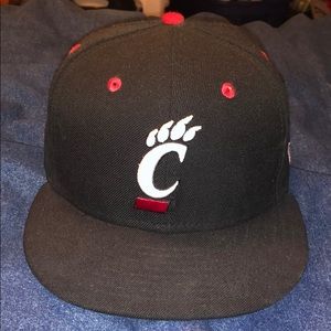 Cincinnati Bearcats New Era Hat